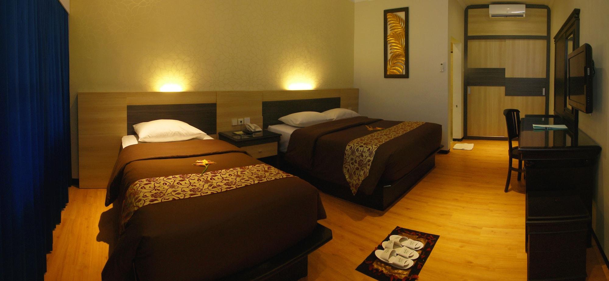 Kusuma Agrowisata Resort & Convention Malang Exterior photo