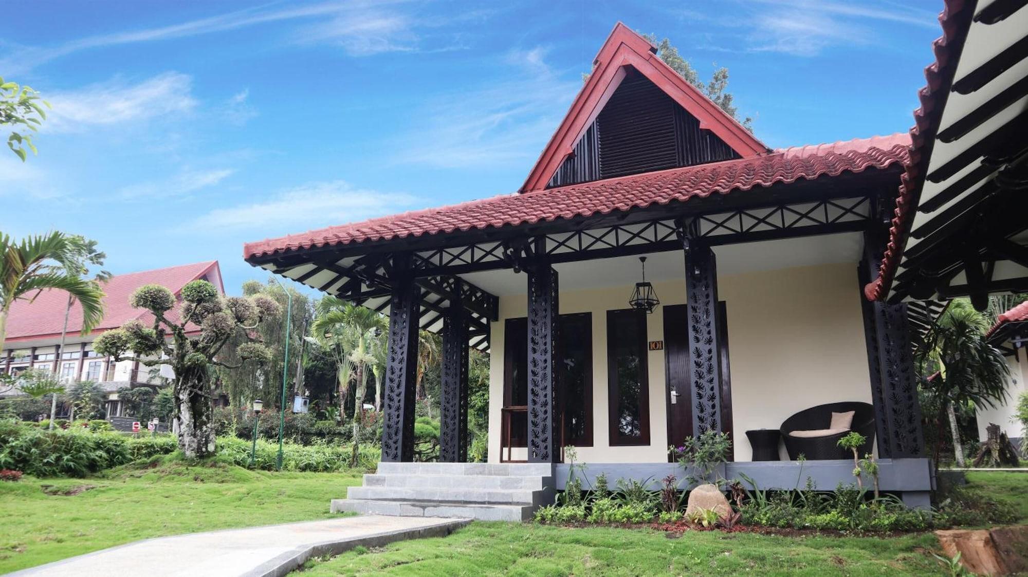 Kusuma Agrowisata Resort & Convention Malang Exterior photo