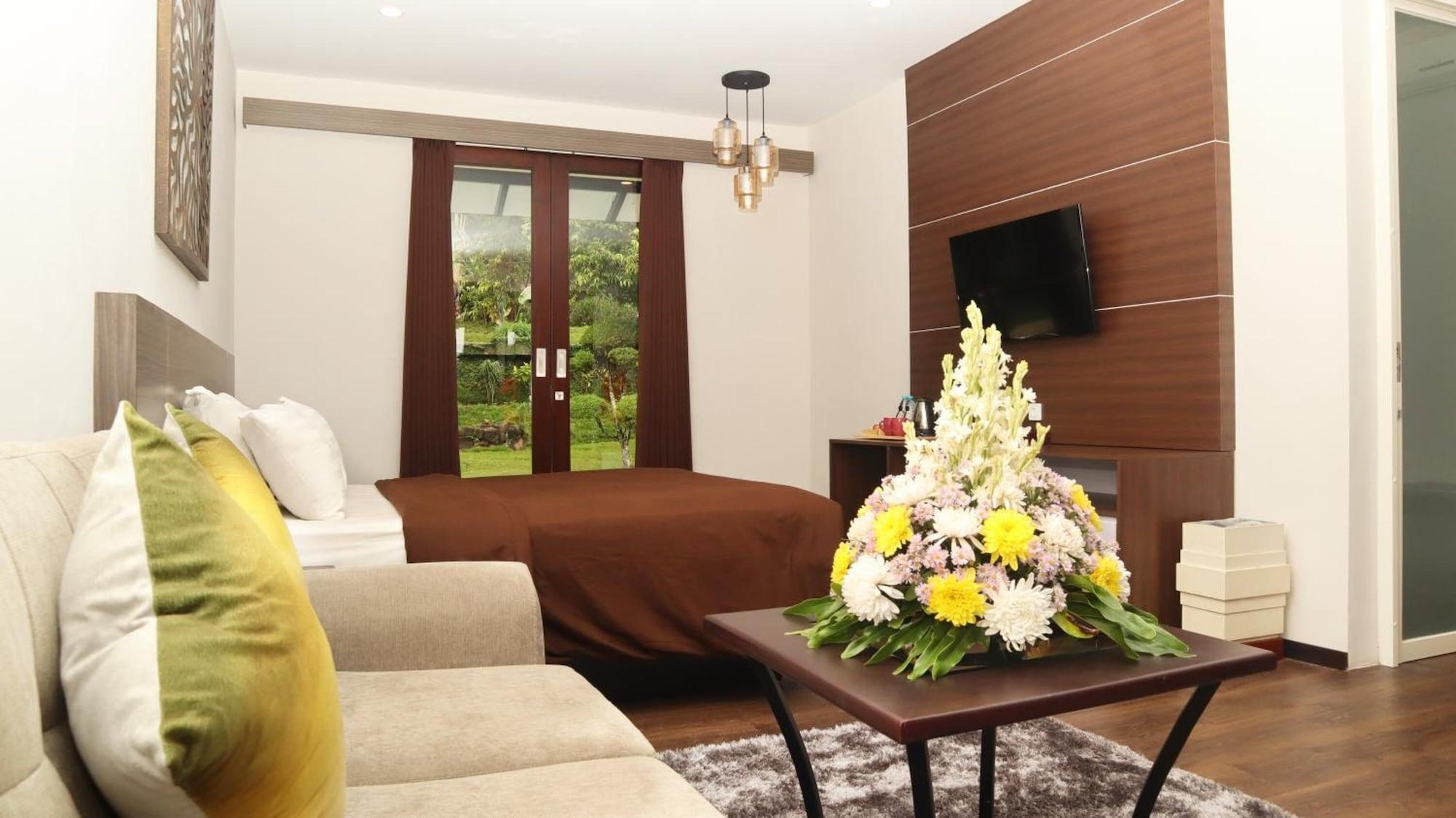 Kusuma Agrowisata Resort & Convention Malang Exterior photo
